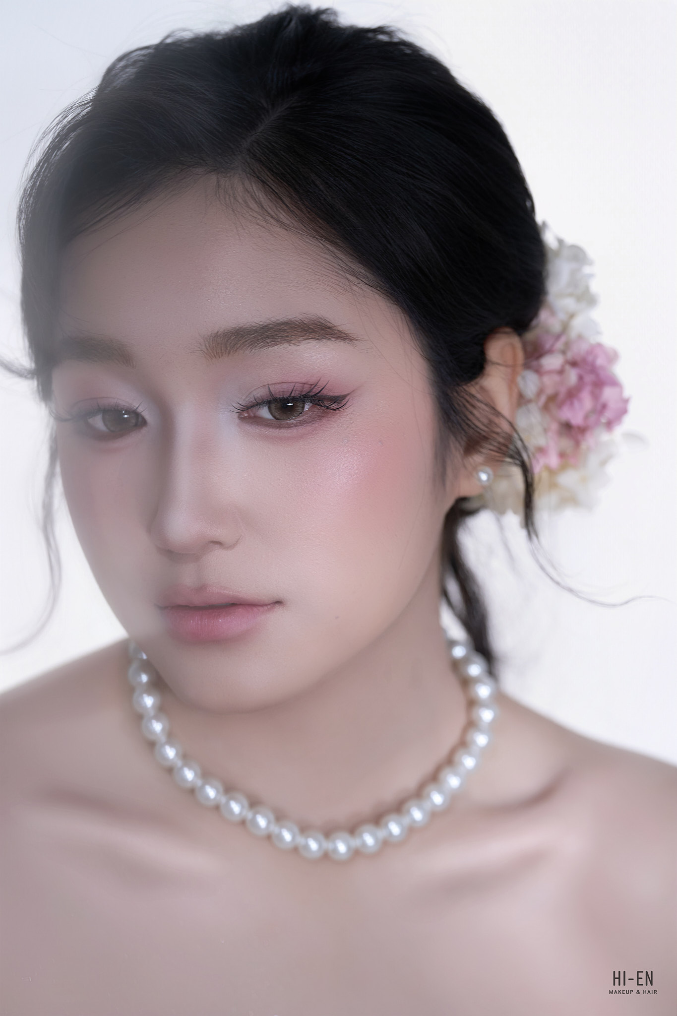 Tiệm Trang Điểm Đẹp Ở Phước Bình Quận 9 – Hi-en Makeup Artist